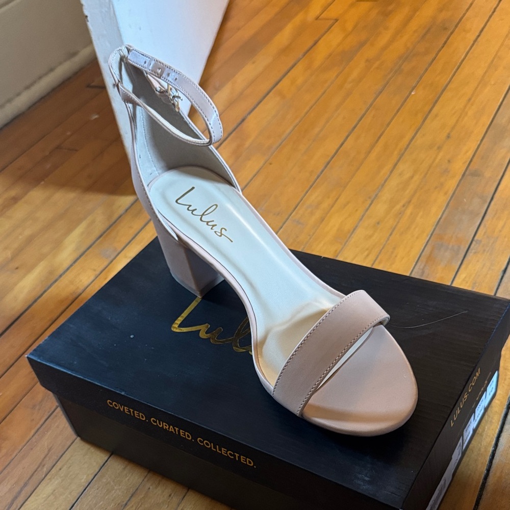 Lulu's Nude Block Heel Sandals with Ankle Strap, Sz 10